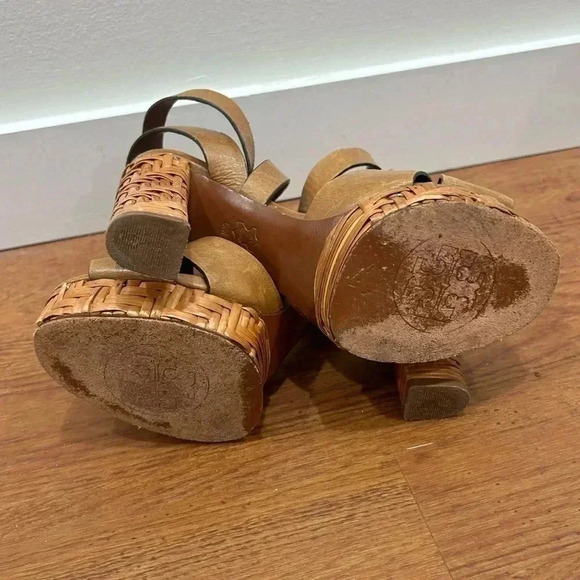 Tory Burch Cella Cognac Brown Leather Strappy Platforms Sandal Size 6.5 - Picture 9 of 11